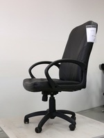 въртящи офис столове с елегантен дизайн